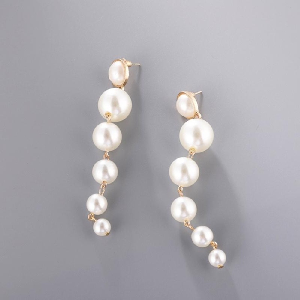 NWT Pearl Earrings